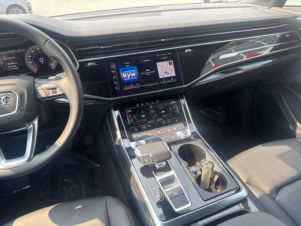 Used 2022 Audi Q7 3.0T Premium Plus AWD/4WD image 33