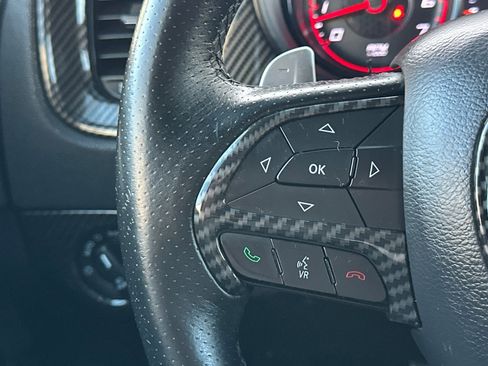 Used 2017 Dodge Charger R/T image 35