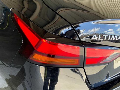 Used 2023 Nissan Altima 2.5 SV image 27
