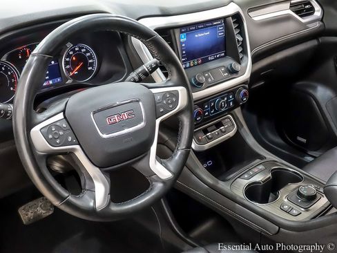 Used 2023 GMC Acadia SLT w/ Preferred Package AWD/4WD image 15