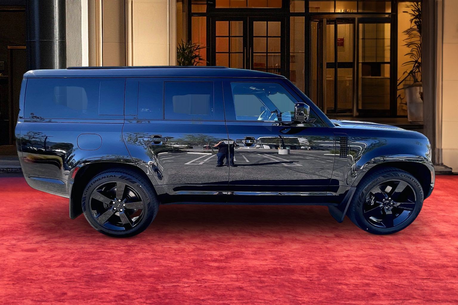 New 2026 Land Rover Defender 130 V8 AWD/4WD image 6