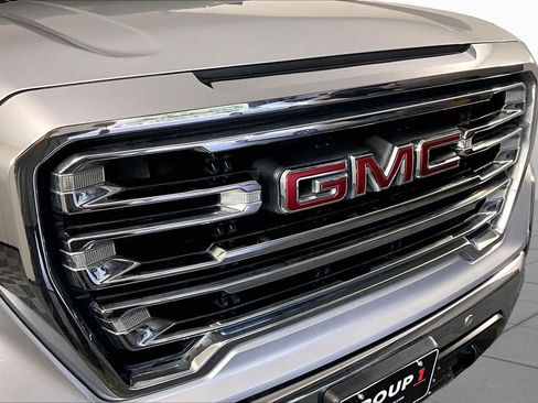 Used 2021 GMC Sierra 1500 SLT RWD image 29