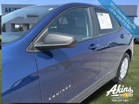 Certified 2022 Chevrolet Equinox LS w/ LS Convenience Package FWD image 13