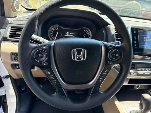 Used 2016 Honda Pilot EX image 19