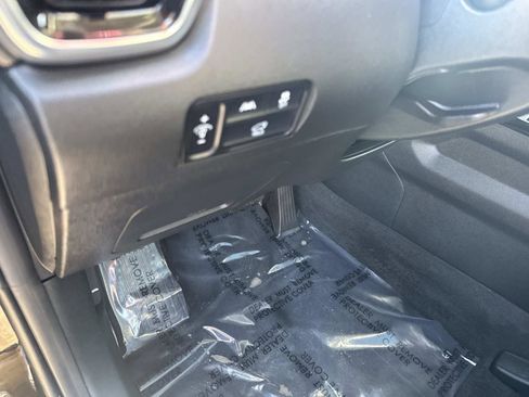 Used 2023 Kia Sorento SX image 23