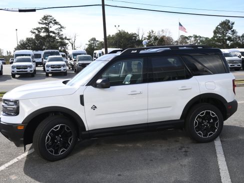 New 2025 Ford Bronco Sport Outer Banks image 14