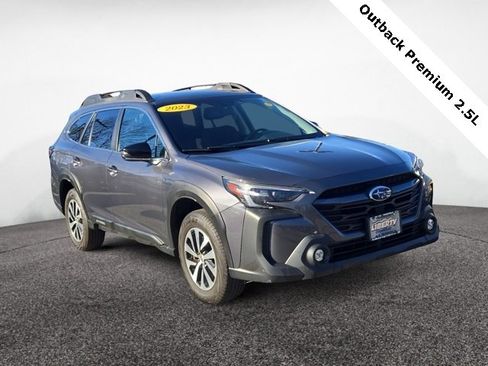 Used 2023 Subaru Outback Premium image 1