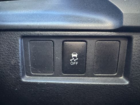 Used 2015 Toyota Tundra SR5 image 29