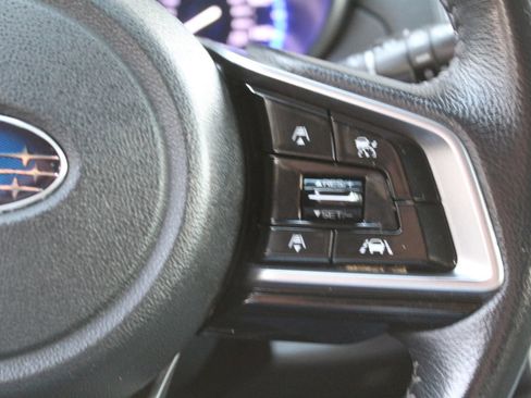 Used 2018 Subaru Outback 2.5i Limited AWD/4WD image 17