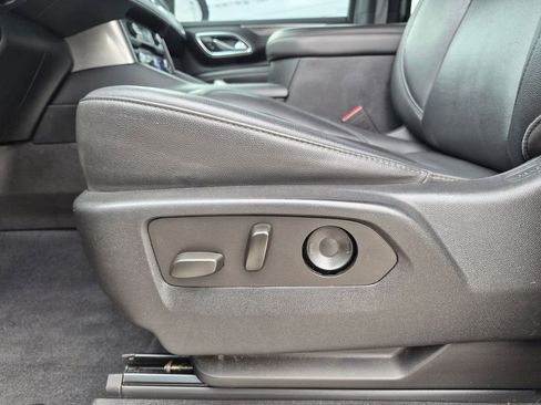 Used 2021 Chevrolet Tahoe Z71 w/ Rear Media and Nav Package AWD/4WD image 14