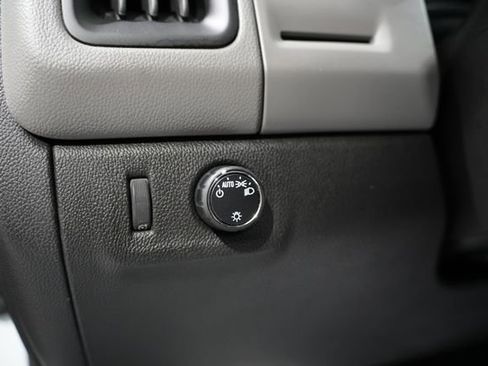 Used 2015 Chevrolet Colorado W/T w/ WT Convenience Package image 11