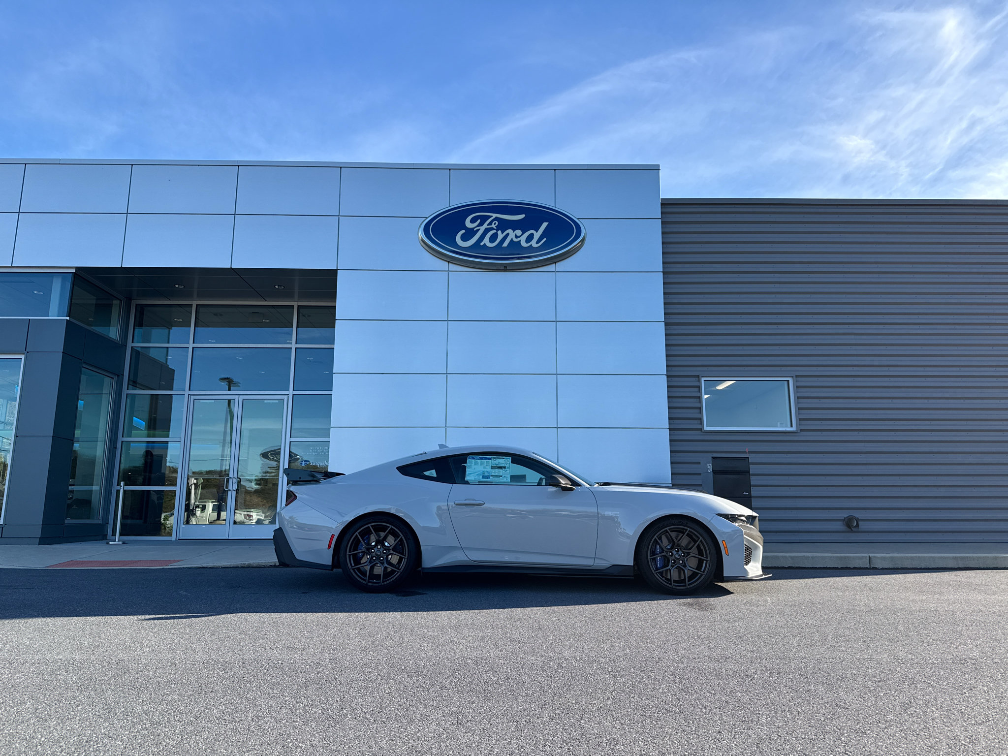 New 2026 Ford Mustang Dark Horse SC w/ Carbon Fiber Exterior Package RWD image 4