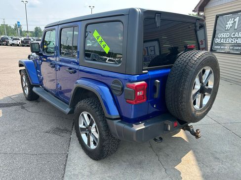 Used 2020 Jeep Wrangler Unlimited Sahara w/ Uconnect 4C Nav & Sound Group AWD/4WD image 7