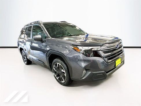 New 2026 Subaru Forester Touring AWD/4WD image 3
