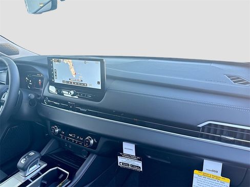 New 2026 Mitsubishi Outlander SE image 33