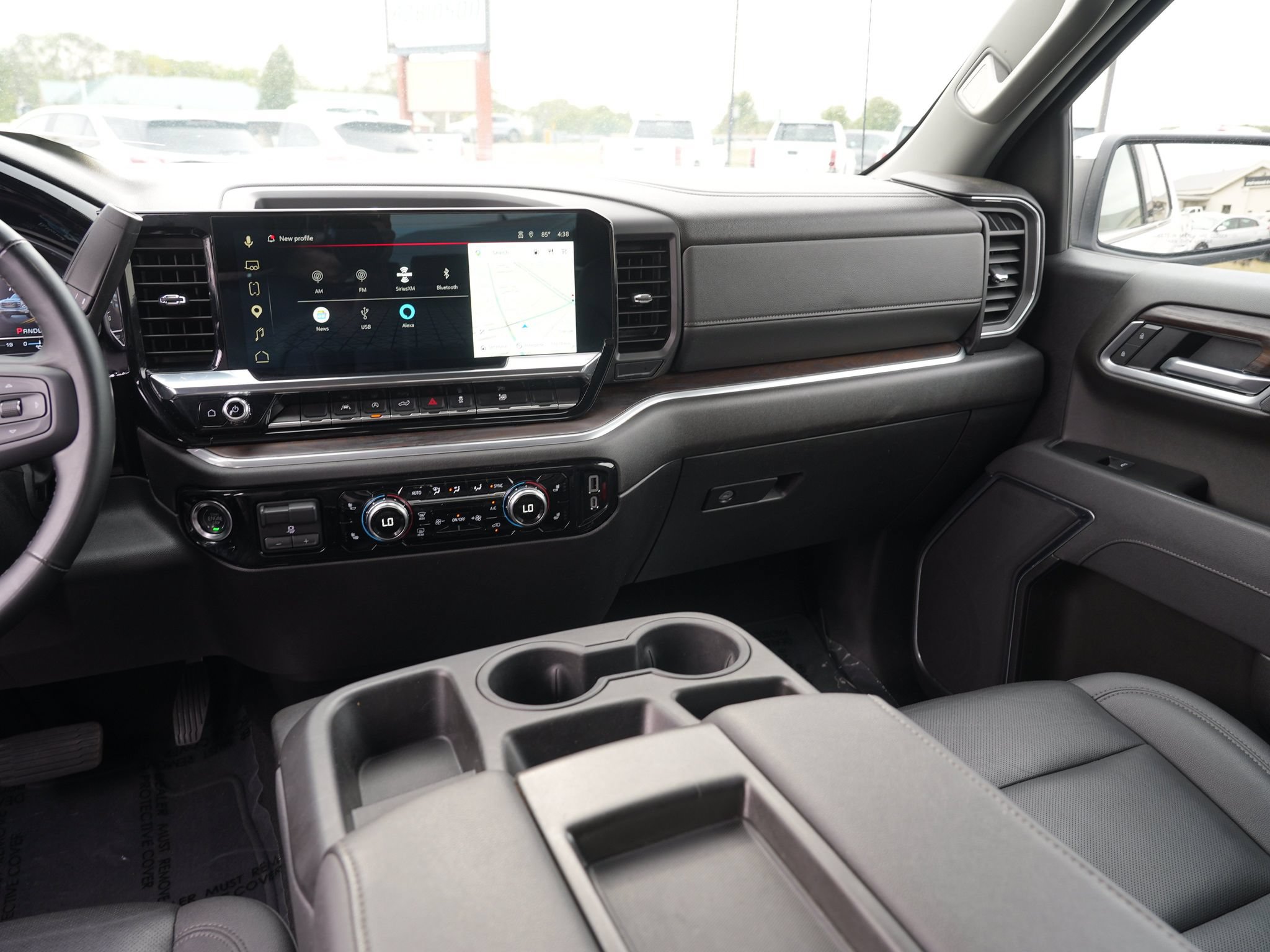 Used 2025 GMC Sierra 1500 SLT AWD/4WD image 22