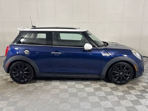Used 2015 MINI Cooper S FWD image 9