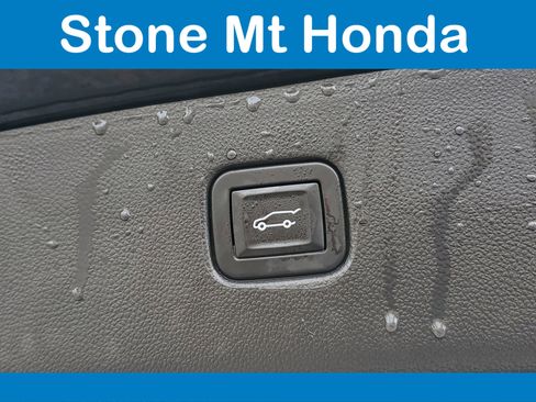 Used 2025 Chevrolet Blazer RS image 11