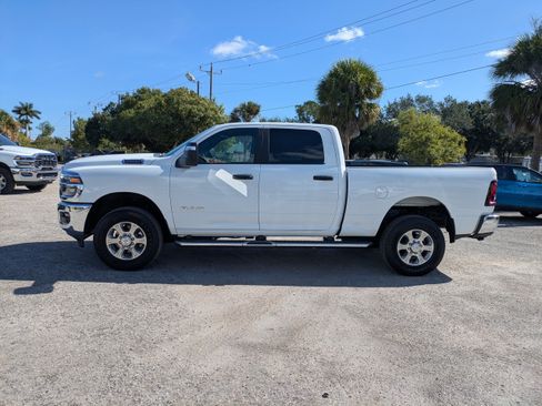 Used 2026 RAM 2500 Big Horn AWD/4WD image 7