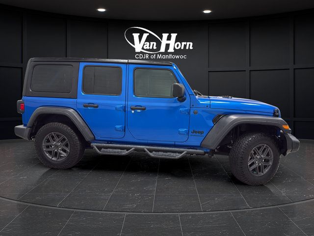 Used 2024 Jeep Wrangler Unlimited Sport AWD/4WD image 8