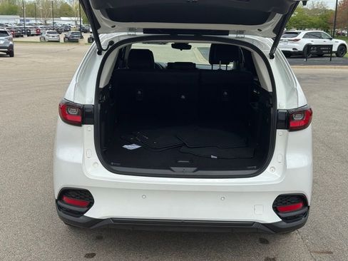 Certified 2025 MAZDA CX-70 3.3 Turbo w/ Preferred Package AWD/4WD image 29