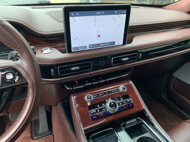Used 2023 Lincoln Aviator Black Label w/ Jet Package AWD/4WD image 27