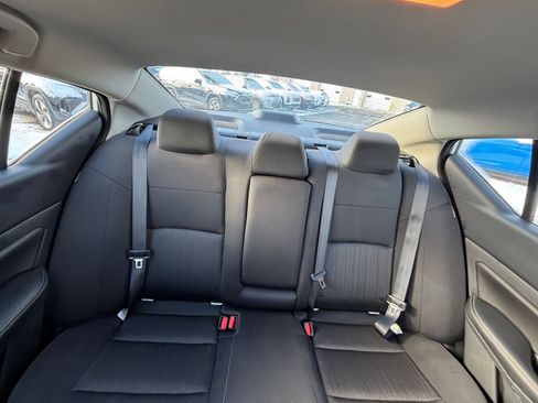 Used 2025 Nissan Altima 2.5 SV image 37