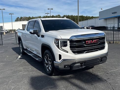 Used 2023 GMC Sierra 1500 SLT w/ SLT Premium Package image 4