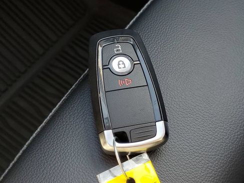Used 2023 Ford Edge SEL AWD/4WD image 33