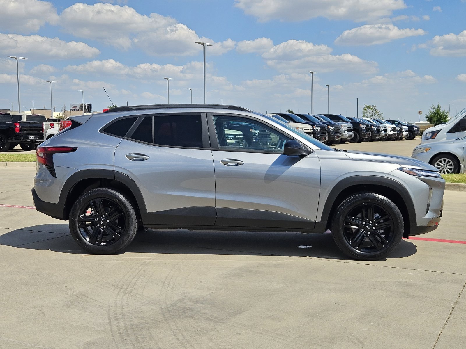 New 2026 Chevrolet Trax ACTIV w/ Driver Confidence Package FWD image 7