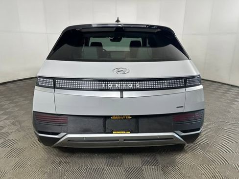 Used 2022 Hyundai Ioniq 5 SEL image 4