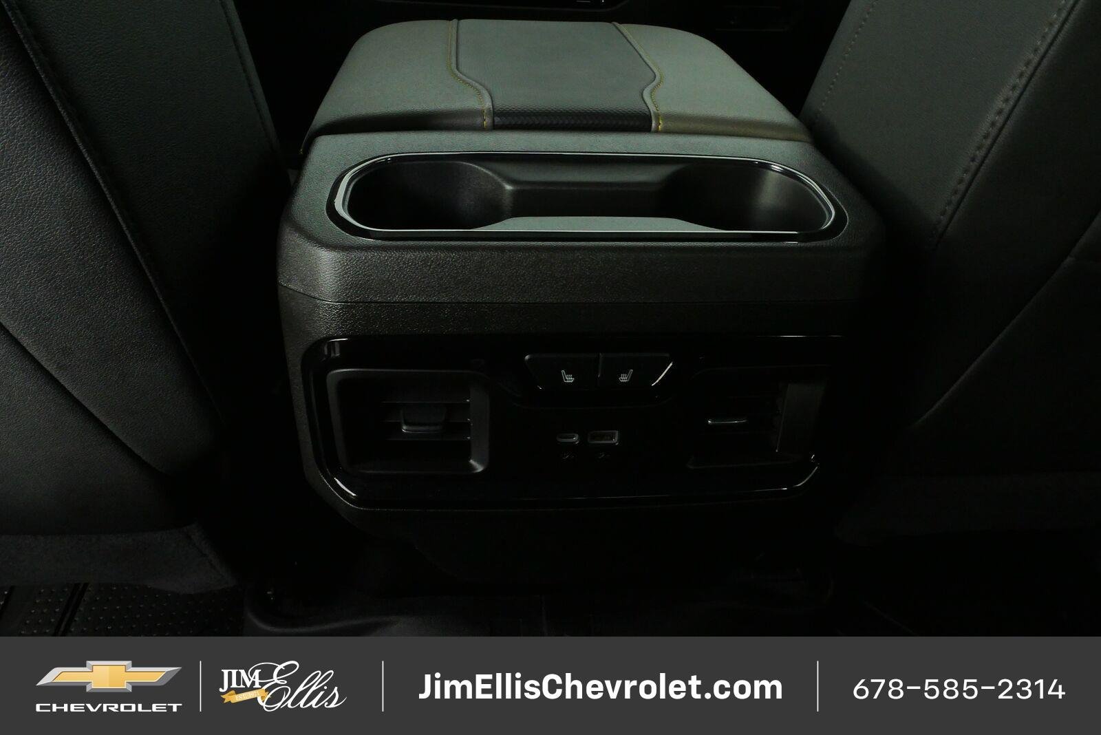 Used 2025 Chevrolet Silverado 2500 ZR2 w/ Technology Package AWD/4WD image 18