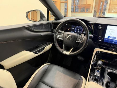 Used 2023 Lexus NX 350 AWD image 7
