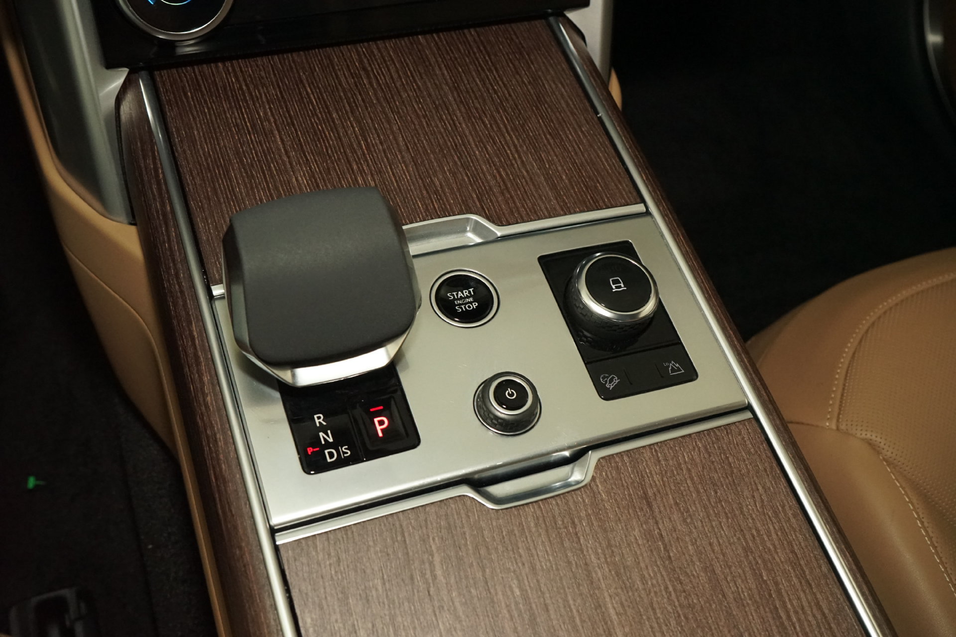 Used 2023 Land Rover Range Rover SE AWD/4WD image 19