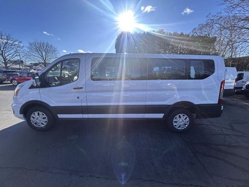 Used 2021 Ford Transit 350 XLT image 4