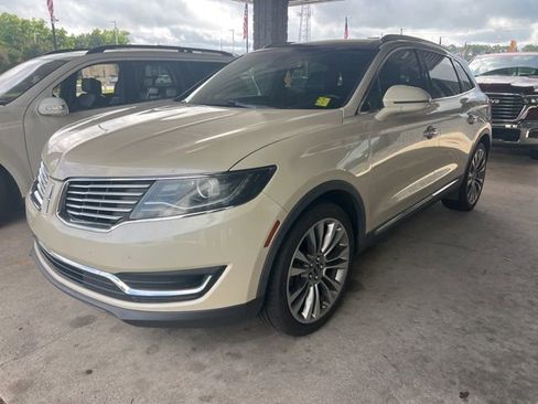 Used 2018 Lincoln MKX Reserve w/ Driver Assistance Package FWD image 1