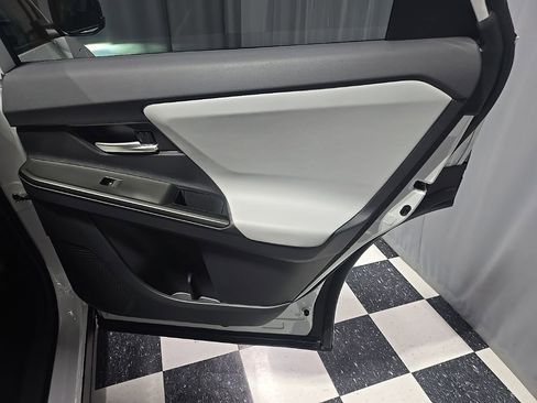 New 2026 Subaru Solterra AWD/4WD image 8