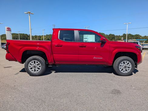 New 2025 Toyota Tacoma SR5 image 6