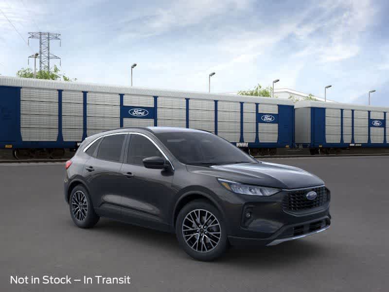 New 2025 Ford Escape SE w/ Class II Trailer Tow Package FWD image 7