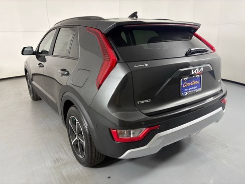 New 2026 Kia Niro EX FWD image 6