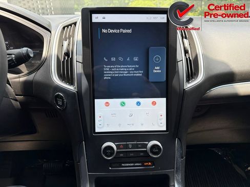 Used 2022 Ford Edge Titanium w/ Equipment Group 301A AWD/4WD image 87