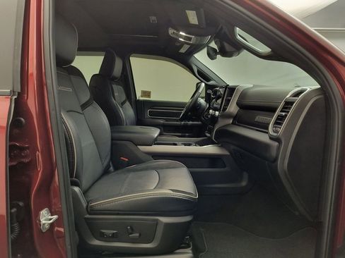 Used 2024 RAM 2500 Laramie w/ Night Edition image 32