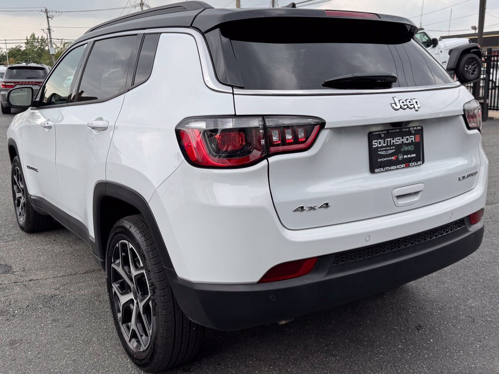 Used 2026 Jeep Compass Limited w/ Sun, Sound & Navigation Group AWD/4WD image 5