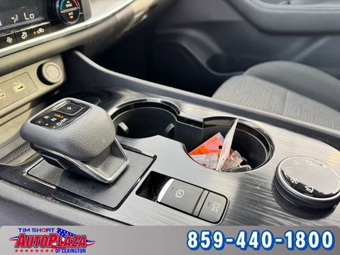 Used 2023 Nissan Rogue SV AWD/4WD image 31
