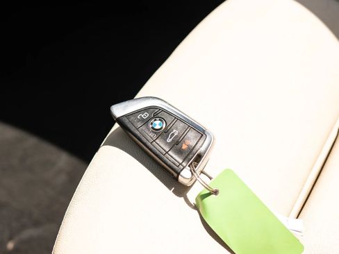 Used 2020 BMW 330i Sedan w/ Convenience Package RWD image 55