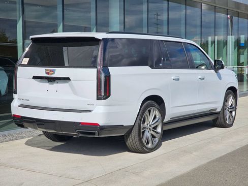 New 2026 Cadillac Escalade ESV Platinum Sport AWD/4WD image 5