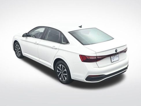 Used 2025 Volkswagen Jetta S image 30