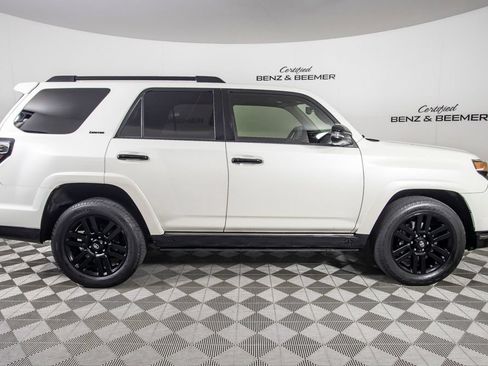 Used 2019 Toyota 4Runner Limited AWD/4WD image 3