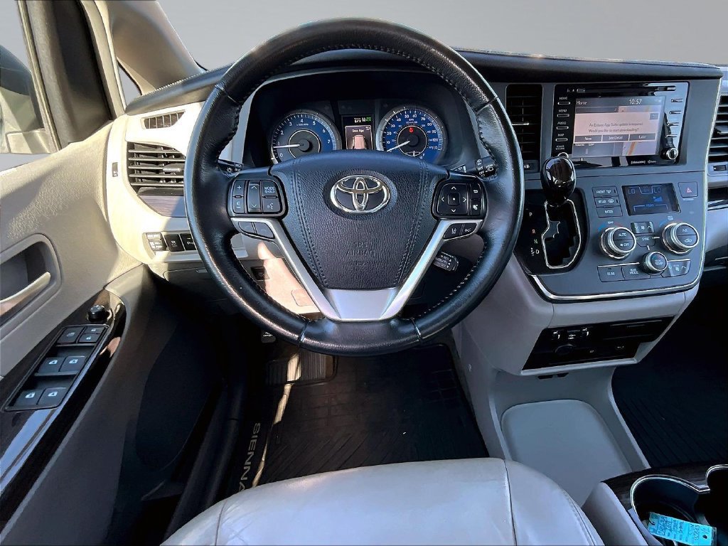 Used 2019 Toyota Sienna XLE Premium w/ Carpet Mat Package AWD/4WD image 10