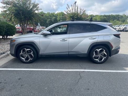 Used 2022 Hyundai Tucson Limited FWD image 2